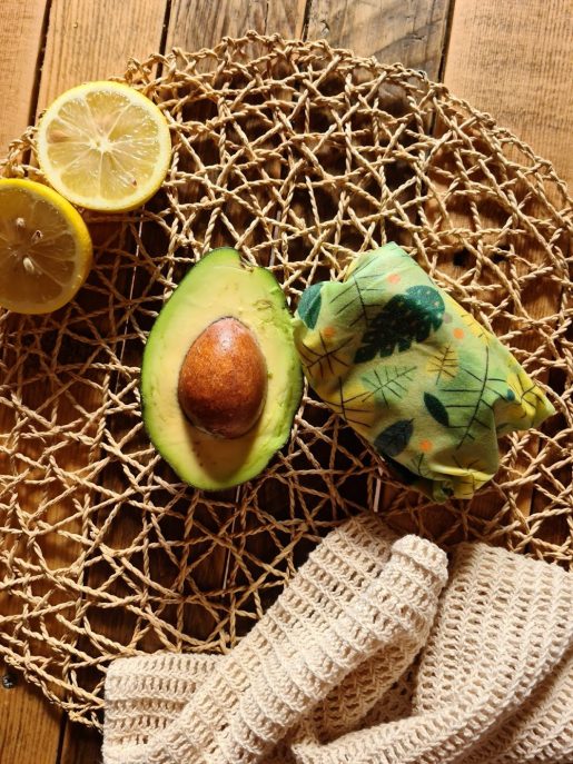 Keep fresh avocado with wrap