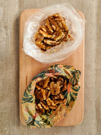 Biodegradable vs plastic wrap