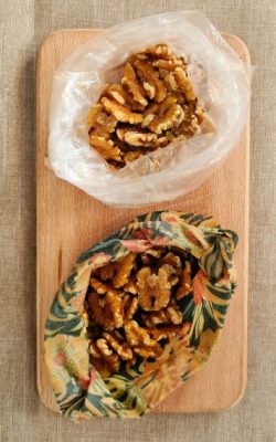 Biodegradable vs plastic wrap